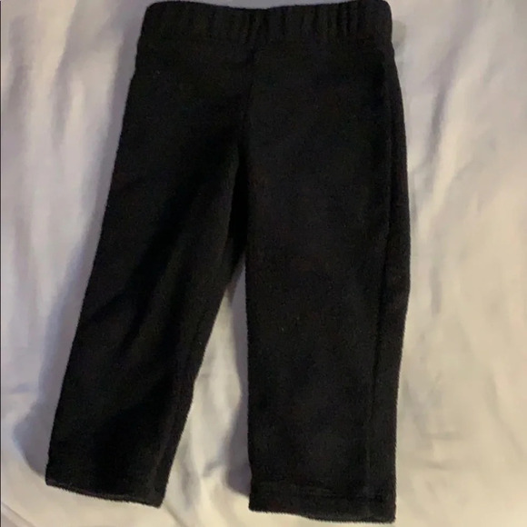 Bundle of The Children’s Place Set Size 12-18 mos - Picture 4 of 6